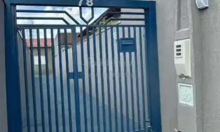 Casa de Fundos com 2 dormitórios no bairro Jardim Marajó.