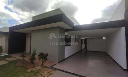 Condomínio Fenhouse / Urban Fortes I - Casa com 03 dormitórios, sendo 01 tipo apartamento
