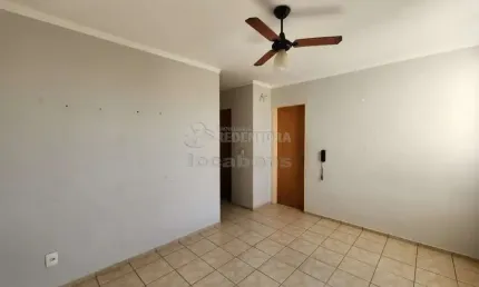 Vila Angélica Apartamento de 02 dormitórios, 01 vaga de garagem.