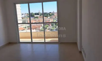 Apartamento padrão com 02 dormitórios no bairro Boa Vista