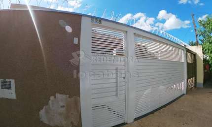 casa com 02 dormitórios,  02 vagas de garagem cobertas no bairro Eldorado
