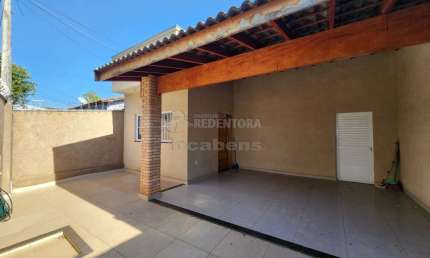 Eldorado casa com 02 dormitórios e 02 vagas de garagem cobertas