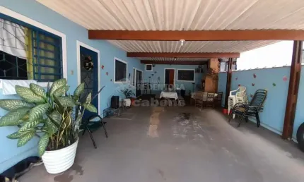 Fronteira/MG - Rancho com 3 dormitórios sendo os 3 tipo apartamento