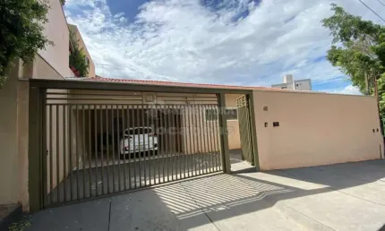 Excelente Casa Residencial para Venda - 3 Dormitórios / Jardim Maracanã