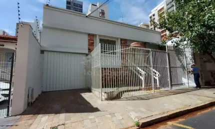 Casa comercial no bairro vila imperial com 05 salas.