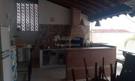Casa comercial para alugar no Jardim Palmeiras, São José do Rio Preto 