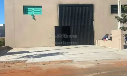 Salão Comercial com 02 banheiros - Residencial e Empresarial Ascolo Martin