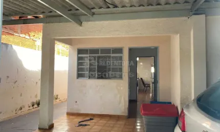 Casa Solo Sagrado I com 02 dormitórios e 01 vaga de garagem.