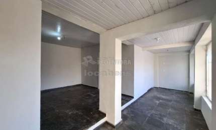Casa com 3 quartos para alugar na Vila Curti, São José do Rio Preto 