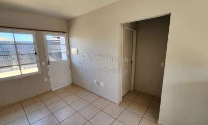 Casa com 2 quartos para alugar no Parque Residencial Edson Baffi, São José do Rio Preto 