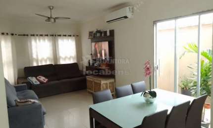 Casa com 03 dormitórios, 02 vagas de garagem cobertas no bairro Residencial Macedo Teles I