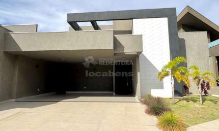 Casa/Condomínio - Residencial - No Condomínio Golden Park Residence