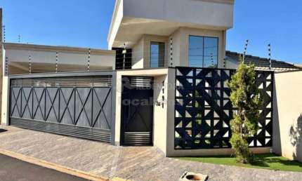 Excelente Casa Residencial para Venda - 3 Dormitórios / Portal do Sul
