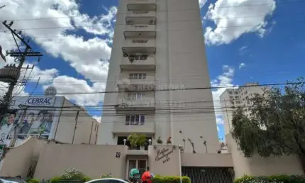Apartamento com 3 dormitórios, 02 vagas de garagens no centro