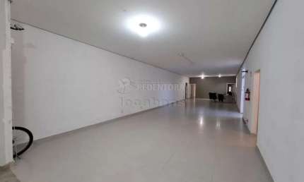 Centro Empresarial Valentim Alves - Excelente Salão Comercial