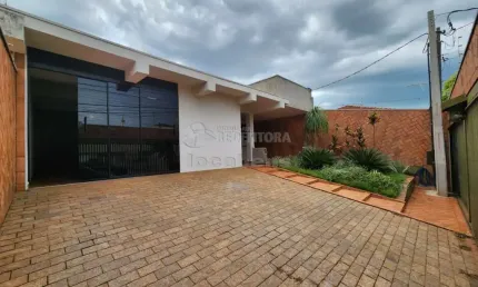 Excelente Casa Comercial para Locação - Vila Santa Cruz