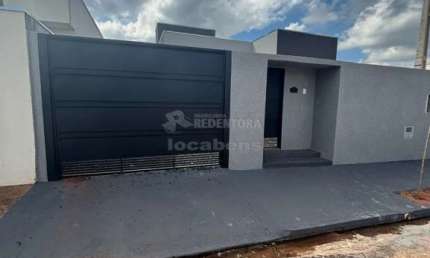 Ótima Casa Residencial para Locação - 2 Dormitórios / Residencial São Thomaz II