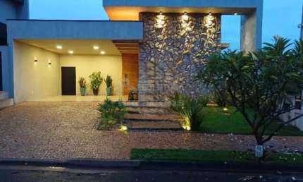 Maravilhosa Casa em Condomínio Mobiliada para Locação - 3 Dormitórios / Cond. Jardim Botânico