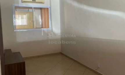 Casa em condomínio fechado com 3 quartos para alugar no Jardim Caparroz, São José do Rio Preto 
