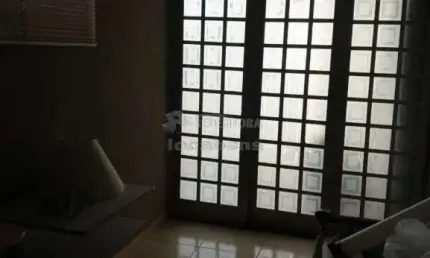 Jardim santa catarina casa com 03 dormitórios sendo 01 tipo apartamento.