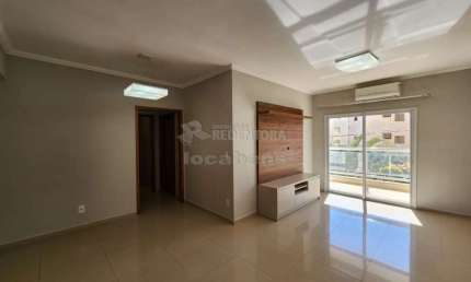 Apartamento de 02 dormitórios todos com armários e sacada no bairro Jardim Ouro Verde.
