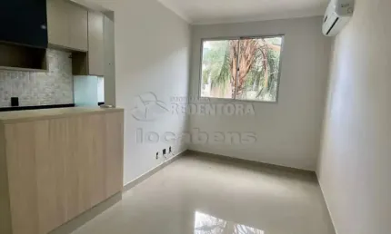 Apartamento com 02 dormitórios, rico em armários no Condomínio Spazio Rio Pérola.