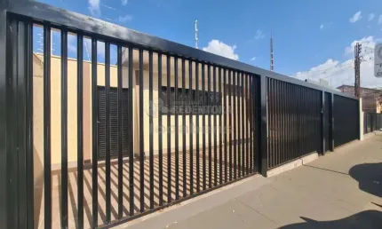 Ótima Casa Residencial para Locação - 3 Dormitórios / Jardim Paulista