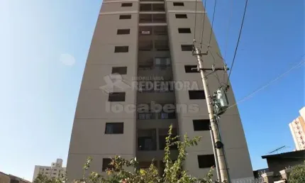 Apartamento no bairro boa vista com sacada e elevador.