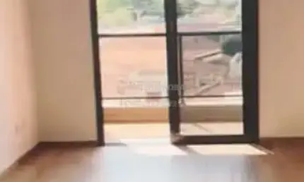 Apartamento com 01 dormitórios, 01 vagas de garagem no bairro vila redentora.