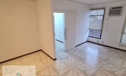 Sala comercial à venda na Avenida Ana Costa, 258, Encruzilhada, Santos