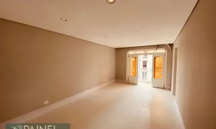 Venda de Apartamento em Ponta da Praia - 100m², 2 Dormitórios