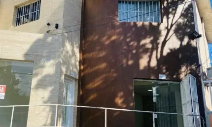 Casa comercial à venda na Avenida Senador Pinheiro Machado, 301, Marapé, Santos