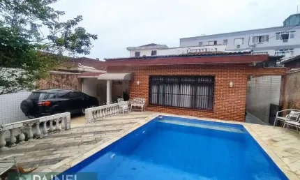 Casa com 3 quartos à venda na Rua Gen. San Martin, 38, Jardim Independência, São Vicente