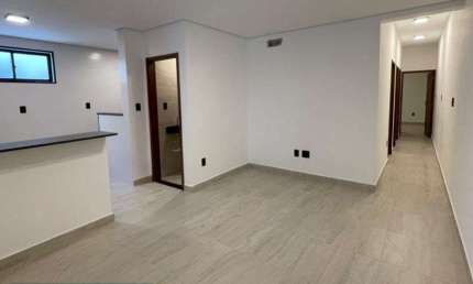 Casa à Venda em Vila Belmiro - Santos: 3 Dorms, 99m² por R$760k