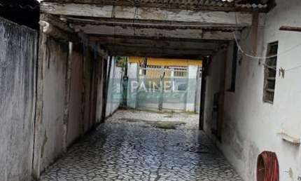 Casa à Venda em Radio Clube, Santos: 3 Dormitórios, 150m²