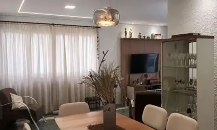 &lt;p&gt;Descubra o seu novo lar no coração de São Vicente! Este encantador apartamento de 140m², localizado no Centro, oferece uma combinação perfeita de conforto e praticidade. Com 3 dormitórios e 2
