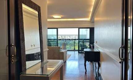 Luxuoso Apartamento em José Menino, Santos - 3 Suítes à Venda
