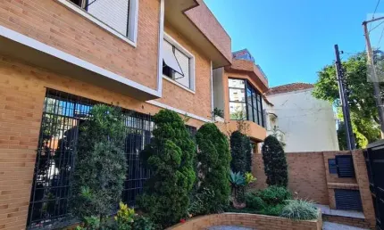 Casa comercial à venda na R. Dr. Luís De Faria, 142, Gonzaga, Santos