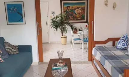 Venda: apartamento 2 dormitórios em embaré - r$425.000