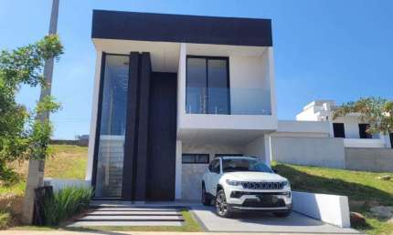 Casa nova à venda no Condomínio Horto Florestal Villagio em Sorocaba