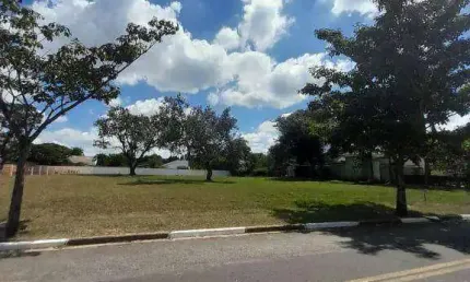 Excelente terreno à venda no Condomínio City Castelo