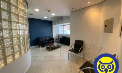 Sala comercial para alugar na Rua Dom Jaime Câmara, Centro, Florianópolis