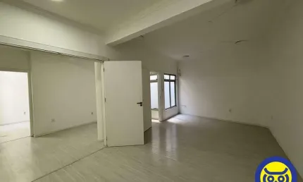 Sala comercial para alugar na Rua Altamiro Guimarães, Centro, Florianópolis