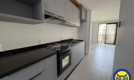 Apartamento com 2 quartos para alugar na Avenida Hercílio Luz, Centro, Florianópolis