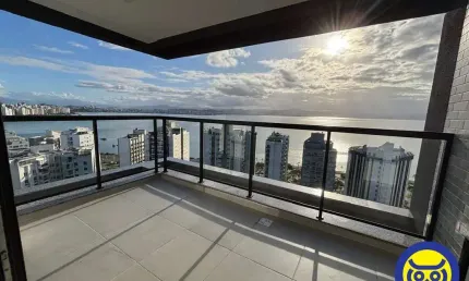Apartamento com 03 suítes e Vista Mar na Agronômica