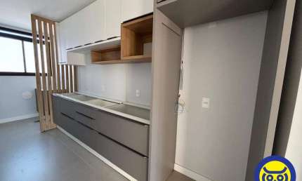 Apartamento com 2 quartos para alugar na Avenida Hercílio Luz, Centro, Florianópolis