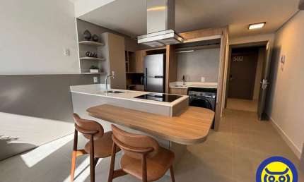 Apartamento com 01 dormitório Mobiliado na Trindade