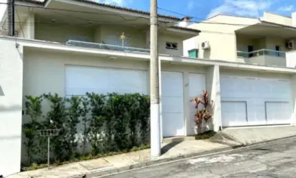 Casa com 4 quartos à venda na vila oliveira, mogi das cruzes  por r$ 1.750.000