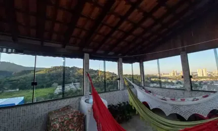Casa com 6 quartos à venda no parque residencial itapeti, mogi das cruzes , 201 m2 por r$ 590.000