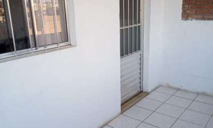 Casa com 2 quartos à venda na Vila Romanópolis, Ferraz de Vasconcelos , 114 m2 por R$ 300.000